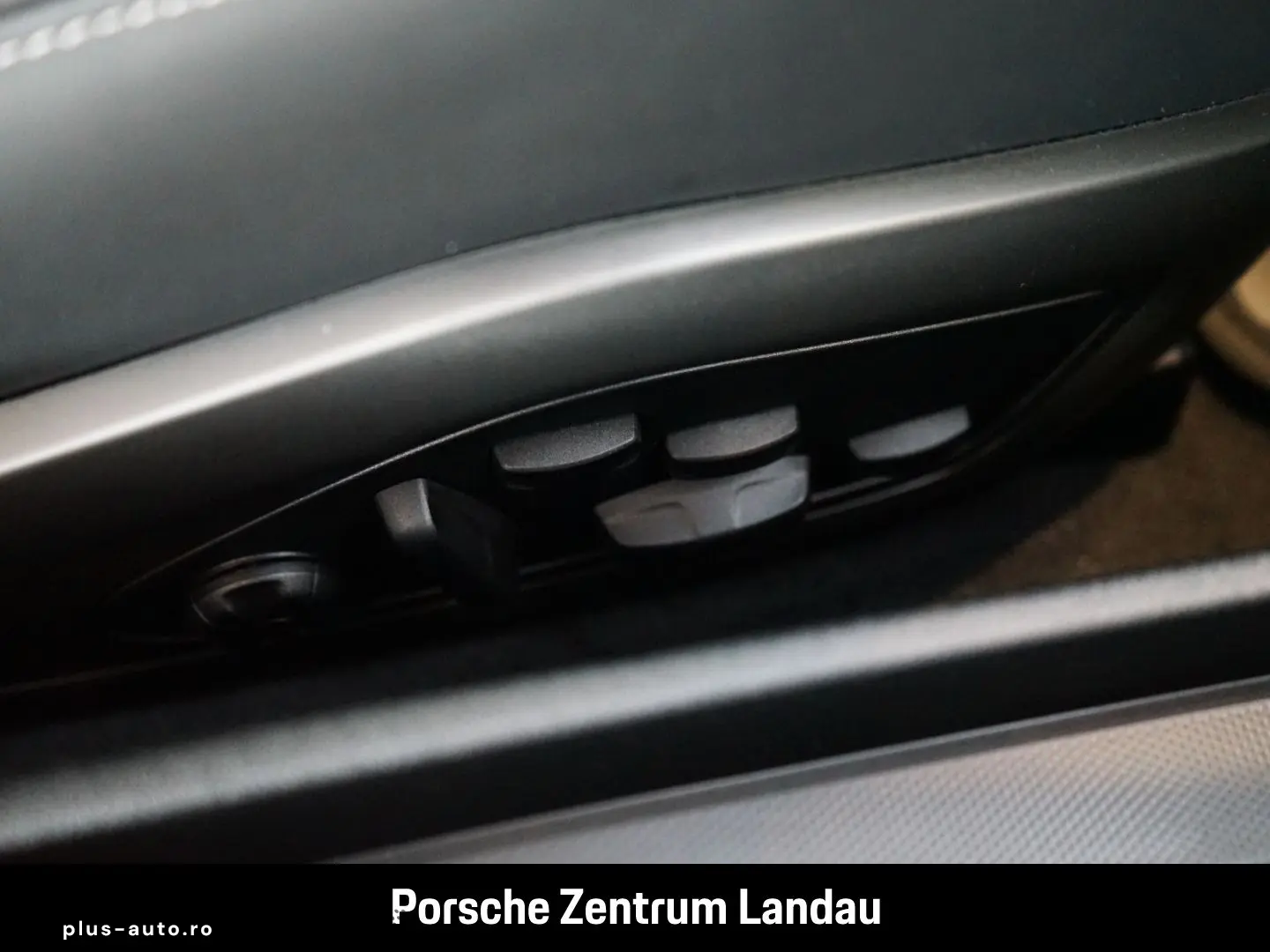 PORSCHE 911 2025 — imagine 35