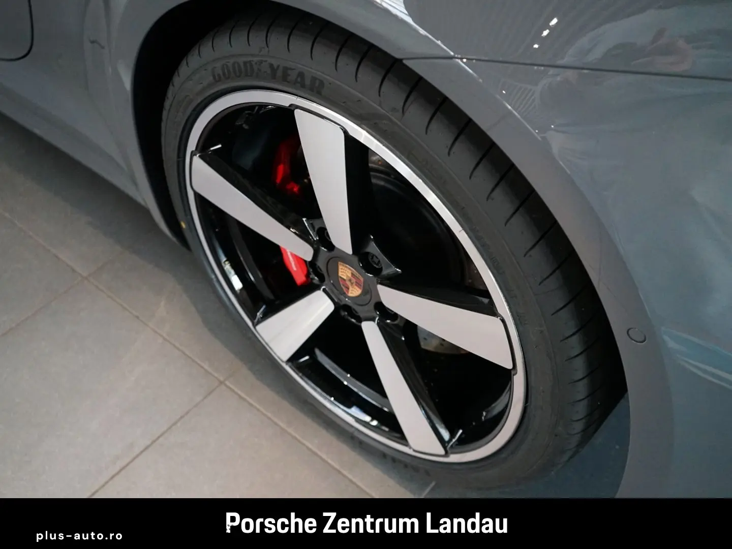 PORSCHE 911 2025 — imagine 41