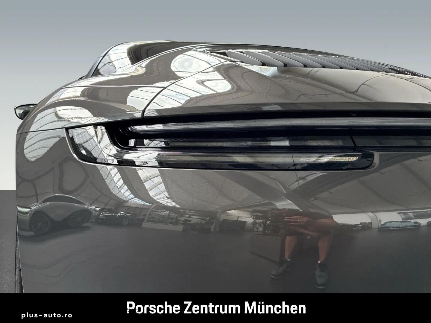 PORSCHE 911 2023 — imagine 10