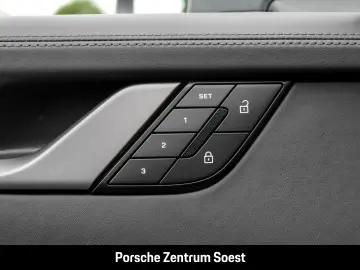 PORSCHE 992 .2 Carrera S PASM PCCB HD-Matrix LED BOSE