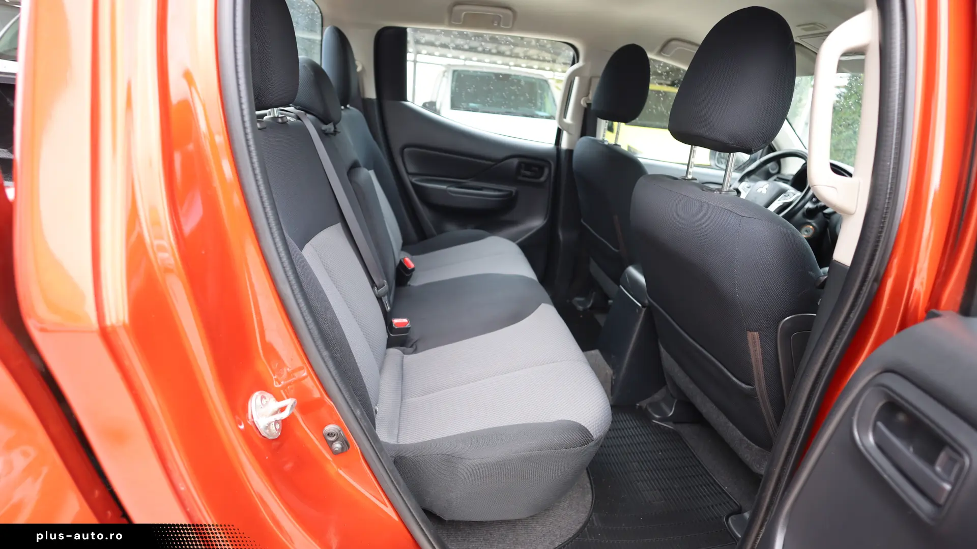 Mitsubishi L200 2.2DI-D 150HP 4x4 Cabina Dubla