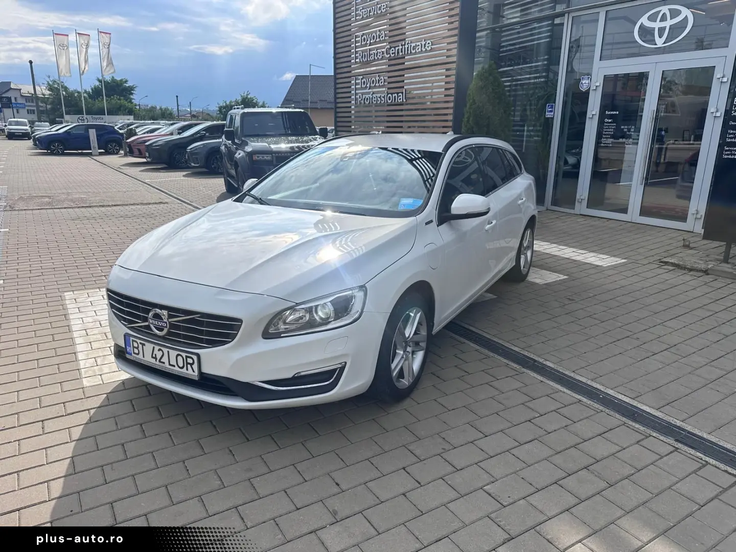 VOLVO V60 2018 — imagine 2