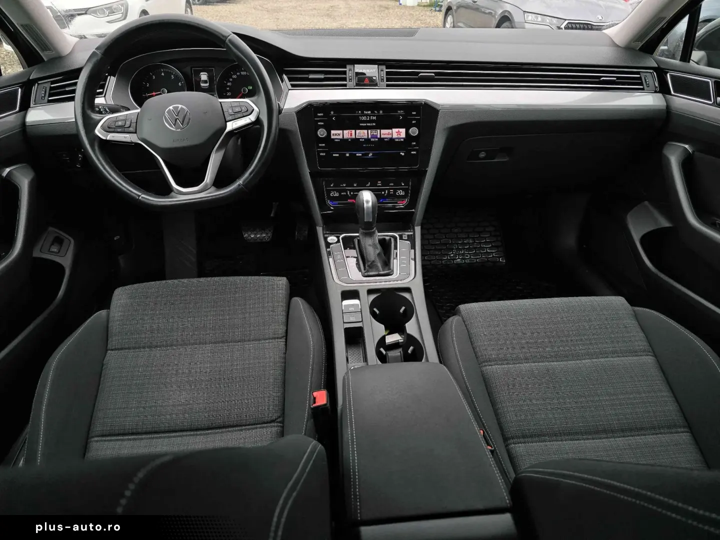 Volkswagen Passat 2021