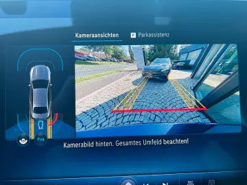MERCEDES-BENZ E 220d AMG   HUD  SUPERSCREEN  NIGHT 20 ZOLL
