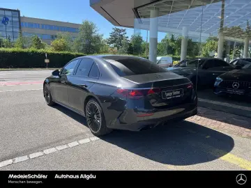MERCEDES-BENZ E 220 d AMG Premium Night 20  Superscreen Pano