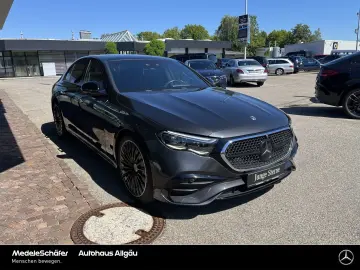 MERCEDES-BENZ E 220 d AMG Premium Night 20  Superscreen Pano
