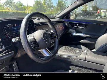 MERCEDES-BENZ E 220 d AMG Premium Night 20  Superscreen Pano