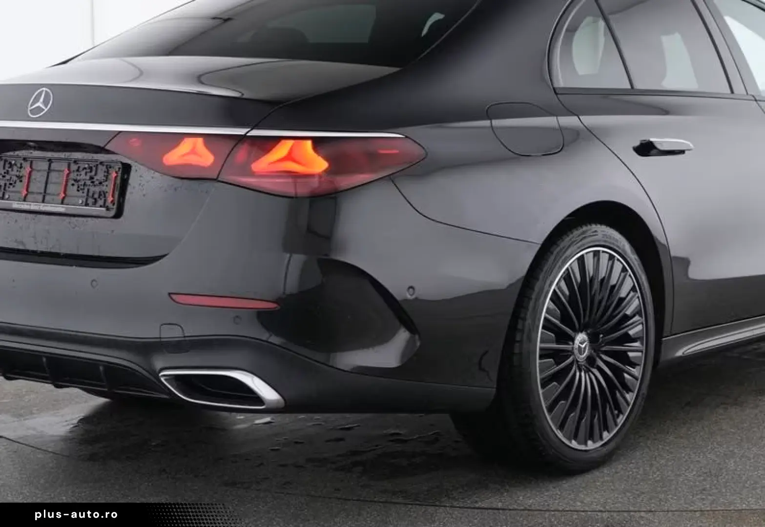 MERCEDES-BENZ E 220 d NIGHT AMG Line