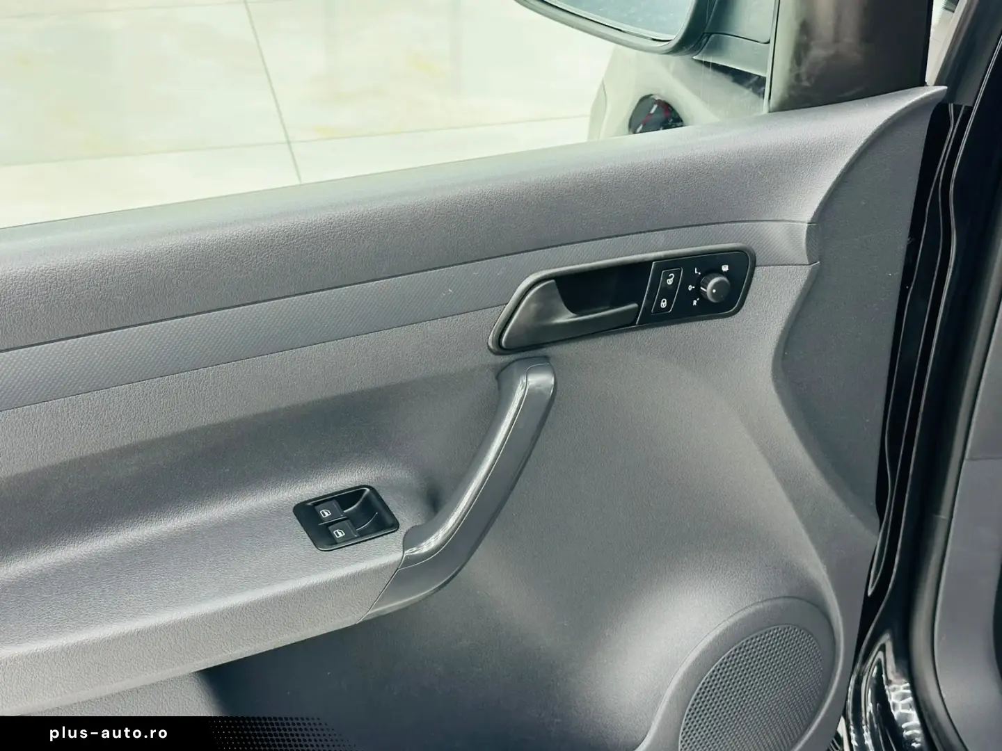 VOLKSWAGEN Caddy 2013 — imagine 16