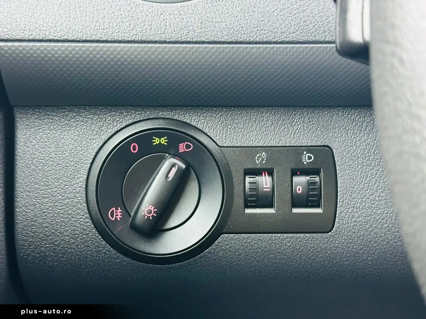 VOLKSWAGEN Caddy 2013 — imagine 21