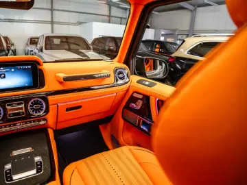 Mercedes-Benz G63 AMG FULL CARLEX RED SPORT SEATS