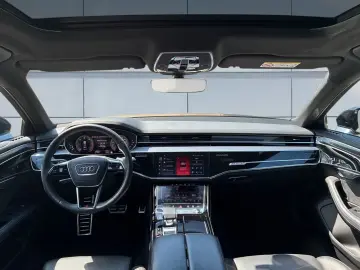 Audi A8 50 TDI quattro tiptronic
