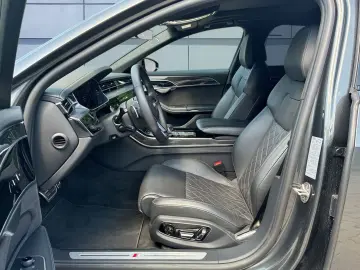 Audi A8 50 TDI quattro tiptronic