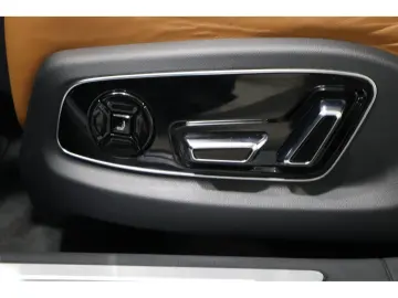 AUDI A8 50 TDI quattro S-Line B&O Heap-Up AreaView