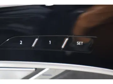 AUDI A8 50 TDI quattro S-Line B&O Heap-Up AreaView