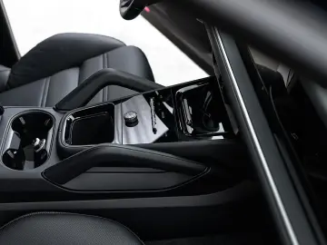 Porsche Cayenne Turbo E-Hybrid GT-Paket