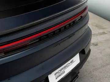 Porsche Cayenne Turbo E-Hybrid GT-Paket