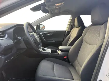TOYOTA RAV 4 2.5 Hybrid Team D
