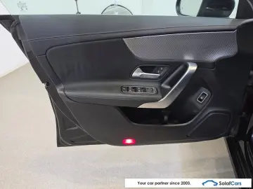 MERCEDES-BENZ CLA 200 d Aut. LED-Xenon Widescreen Di…
