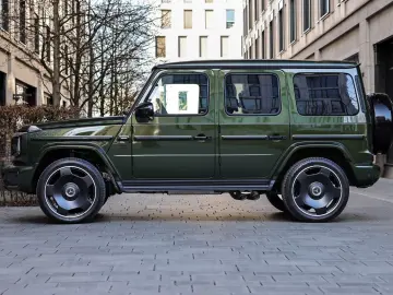 Mercedes-Benz G 63 FACELIFT   TV   NIGHT   SUPERIOR   MY26