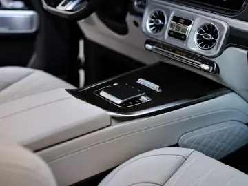 Mercedes-Benz G 63 FACELIFT   TV   NIGHT   SUPERIOR   MY26