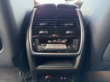 BMW XM Label ACC B W DriversP Massage AHK AB-Ass HUD