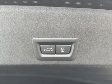 BMW XM Label ACC B W DriversP Massage AHK AB-Ass HUD