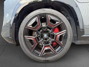 BMW XM Label ACC B W DriversP Massage AHK AB-Ass HUD