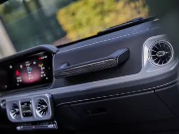 Mercedes-Benz G 63 FACELIFT   TV   NIGHT   SUPERIOR   MY26