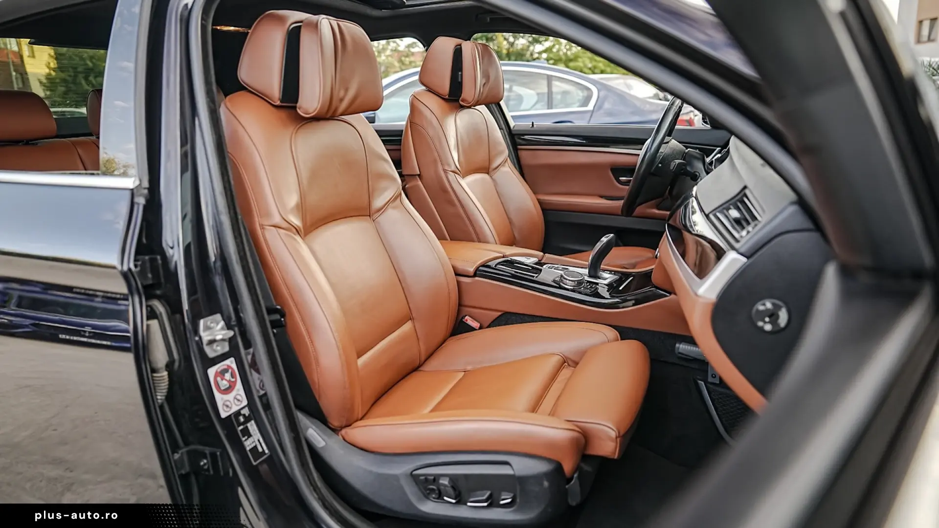 BMW Seria 5 520d Aut. Luxury Line