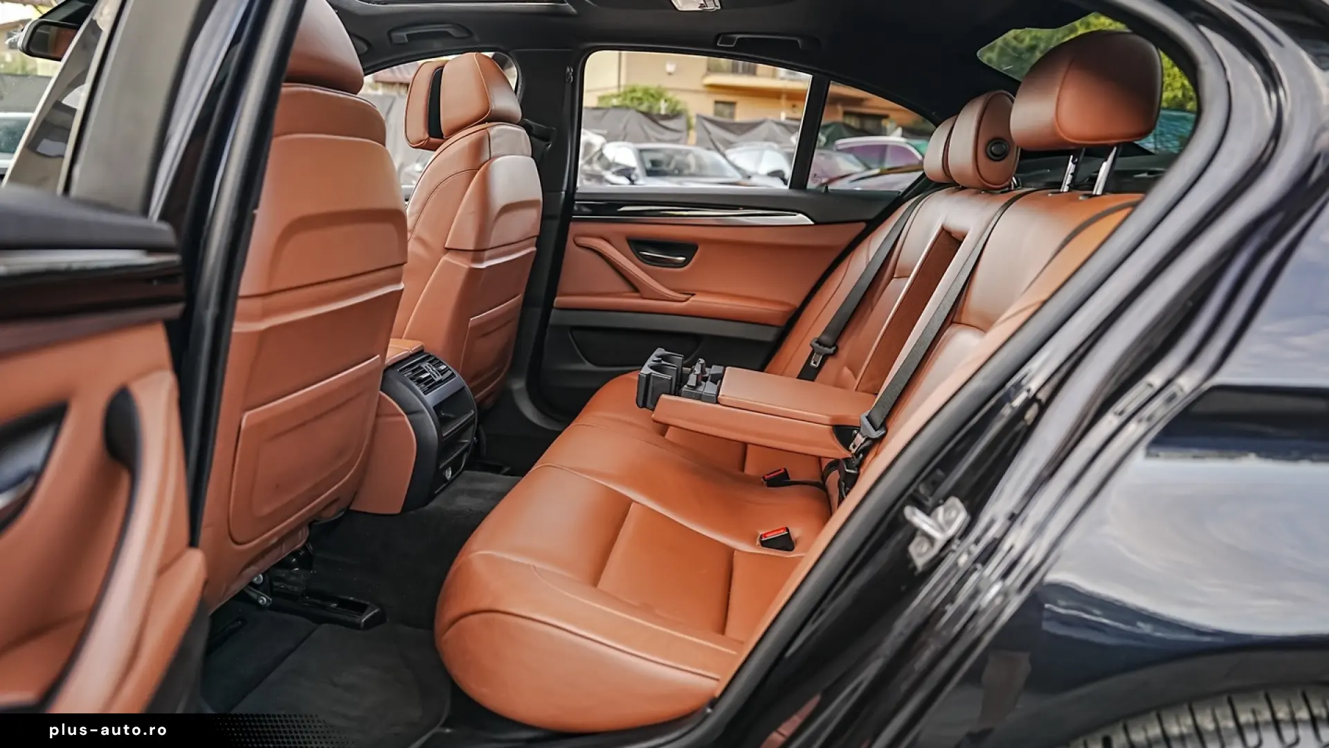 BMW Seria 5 520d Aut. Luxury Line