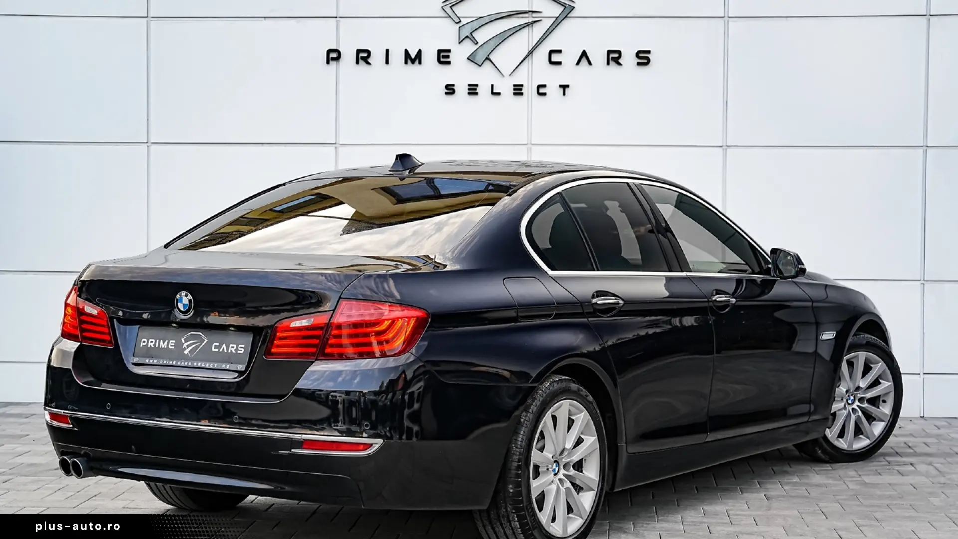 BMW Seria 5 520d Aut. Luxury Line