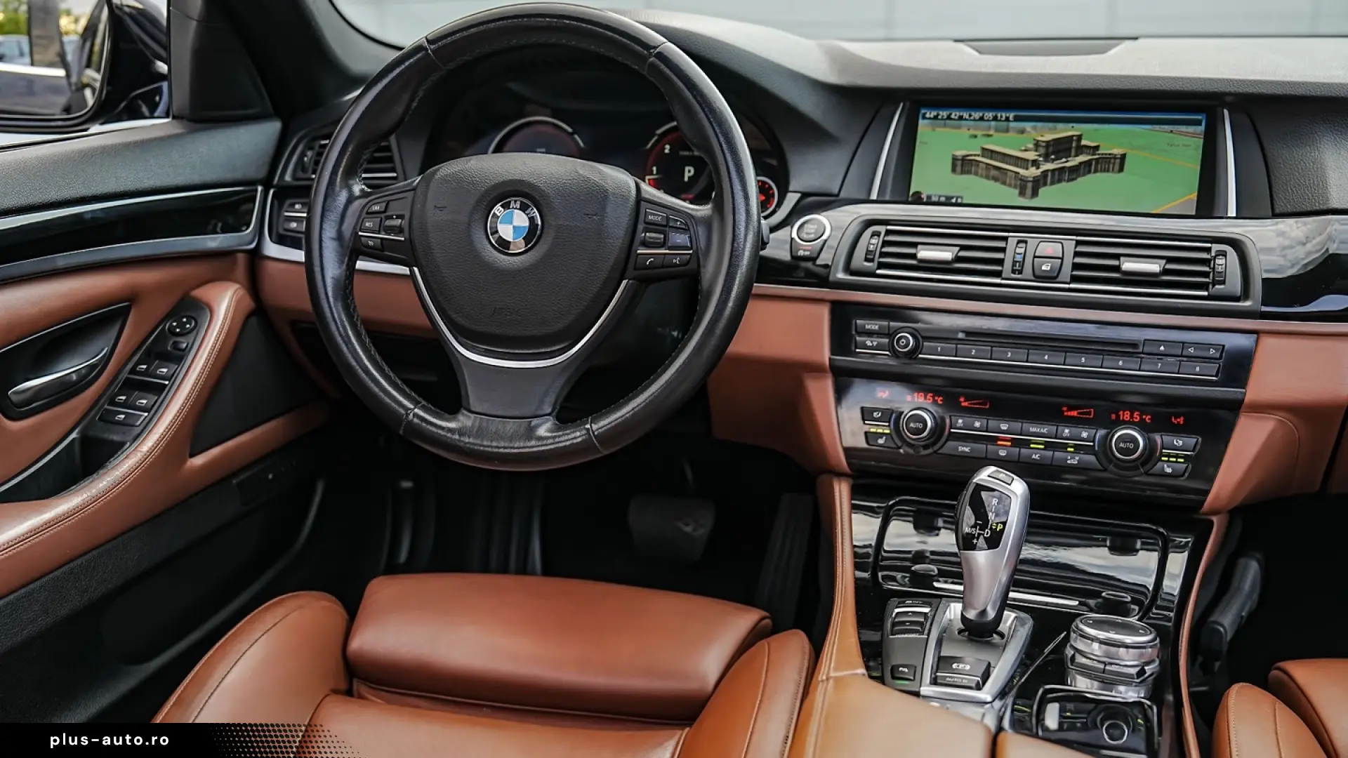 BMW Seria 5 520d Aut. Luxury Line