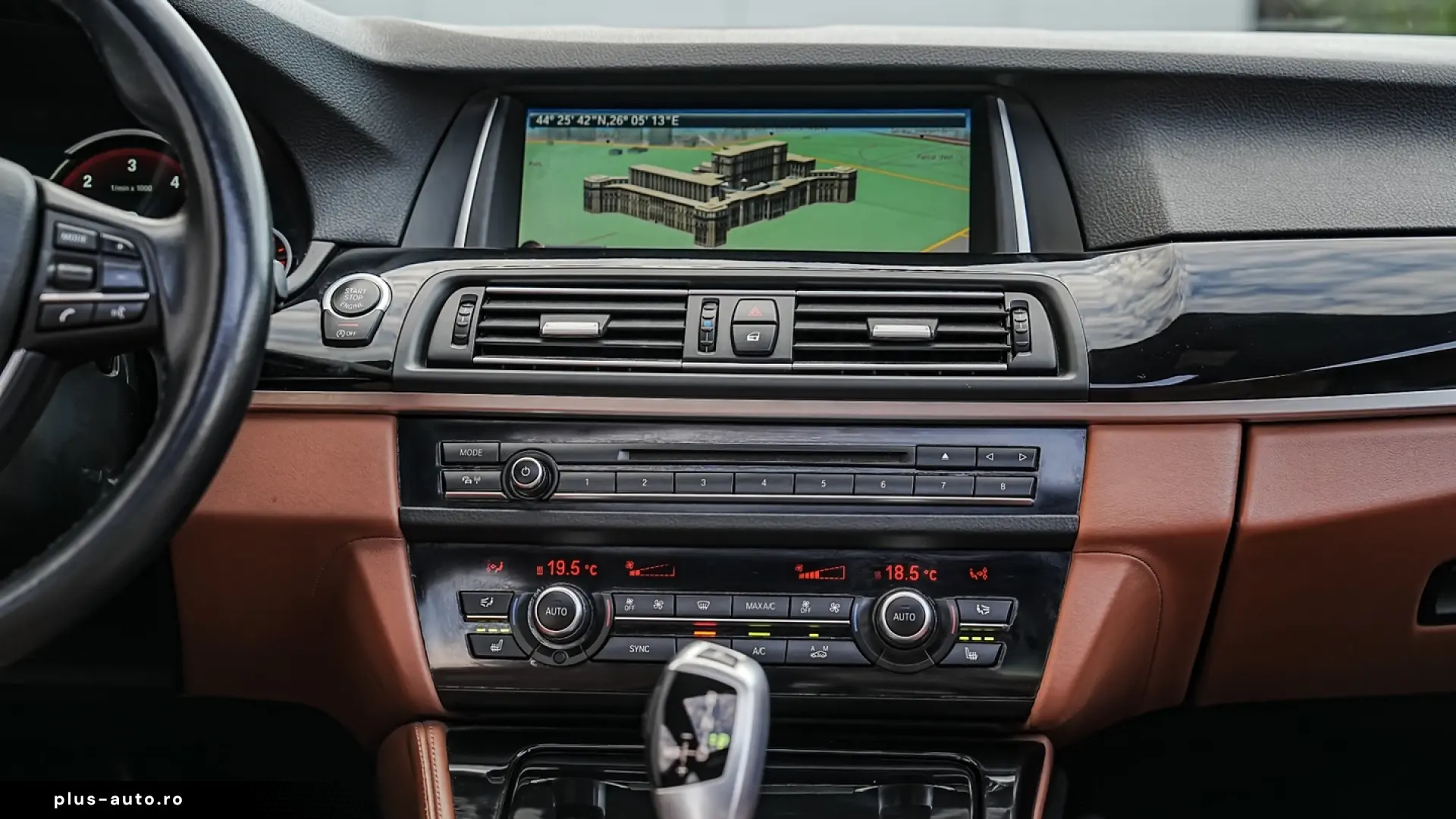 BMW Seria 5 520d Aut. Luxury Line