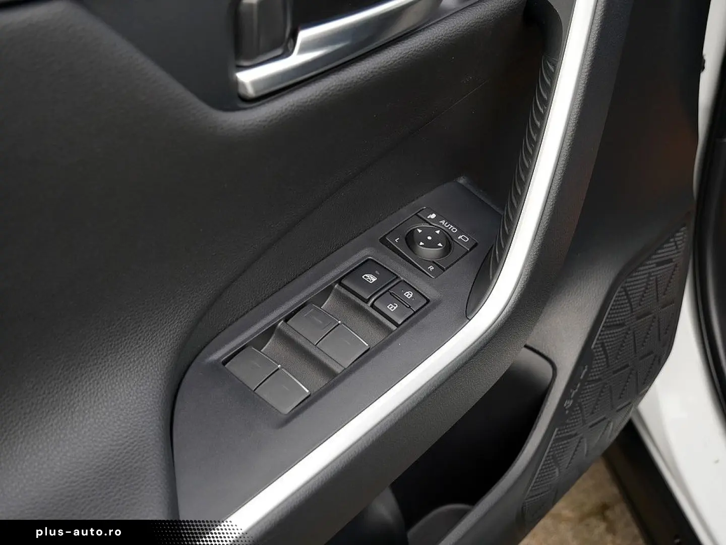 TOYOTA RAV 4 2.5 Hybrid Style
