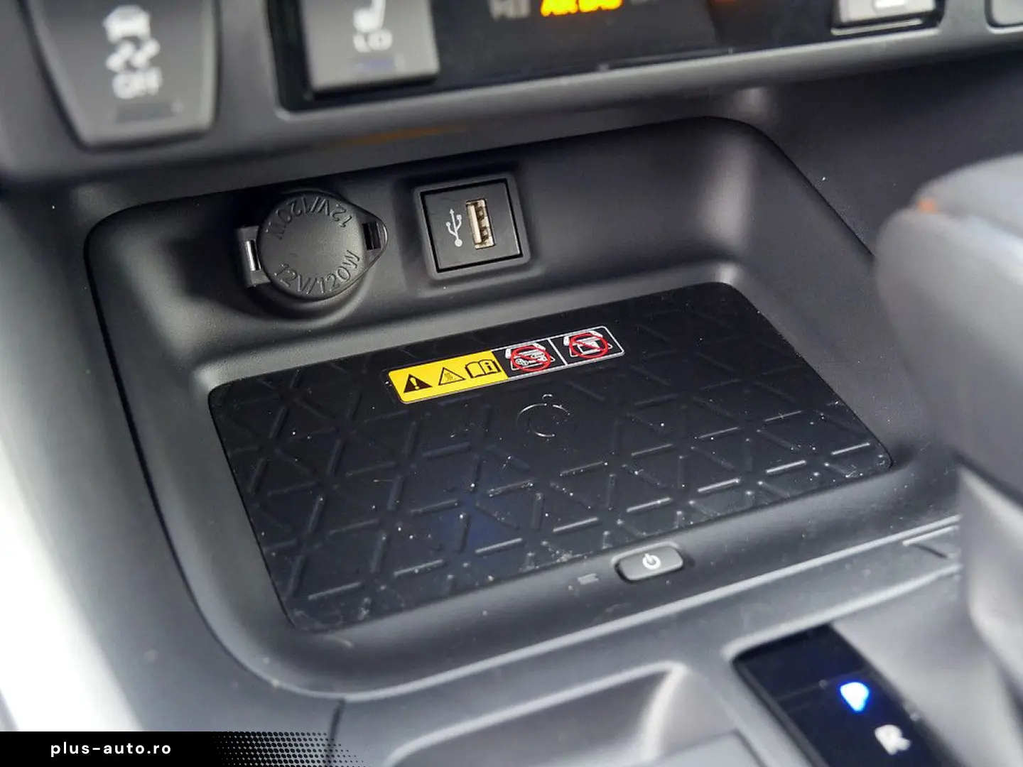 TOYOTA RAV 4 2.5 Hybrid Style