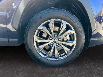 TOYOTA RAV 4 2.5 4x2 Hybrid Teamplayer