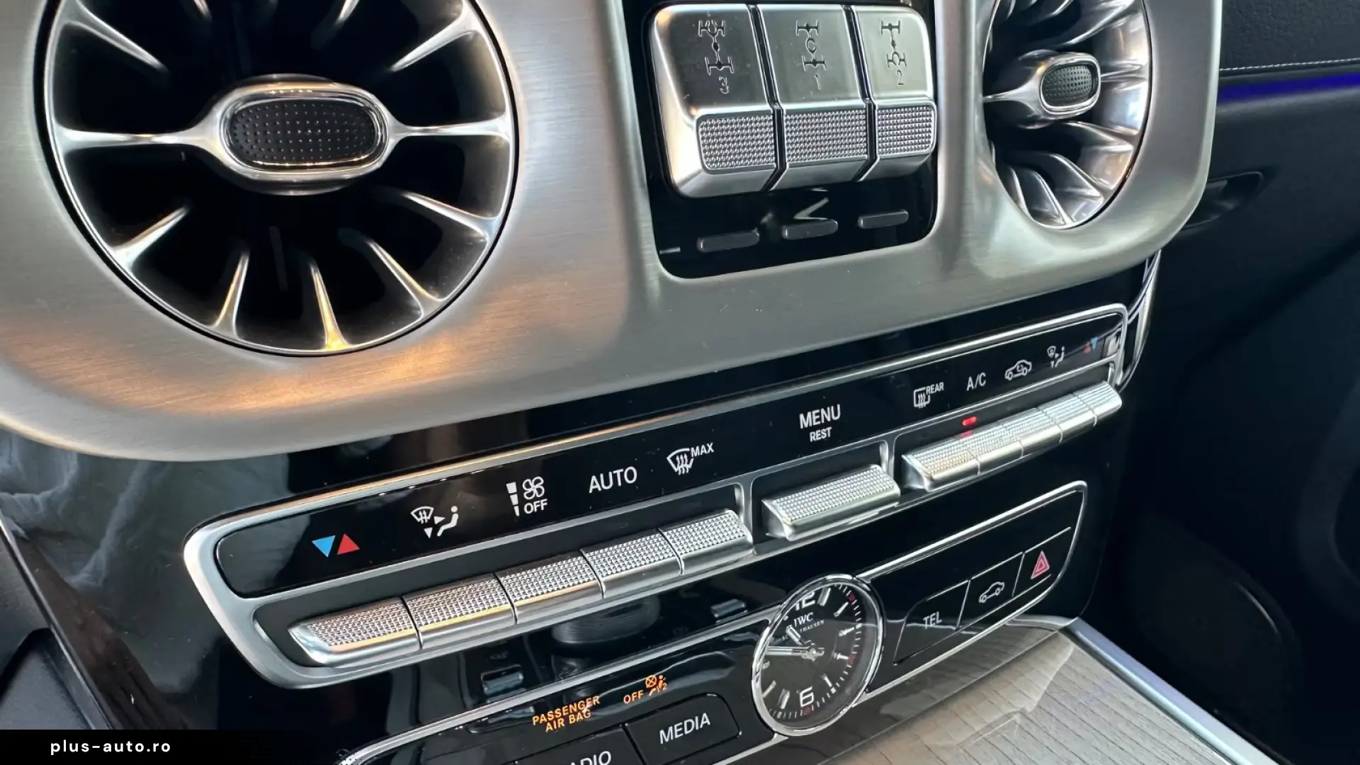MERCEDES-BENZ G-Class 2024 — imagine 12