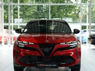 ALFA ROMEO Junior Ibrida 1.2 VGT 48V-Hybrid  1.Hand  MwSt