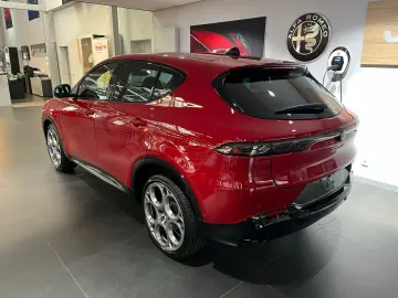 ALFA ROMEO Tonale Veloce 1.5l MHEV Rosso Alfa
