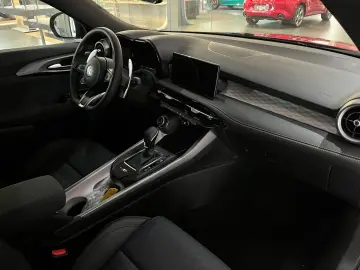 ALFA ROMEO Tonale Veloce 1.5l MHEV Rosso Alfa