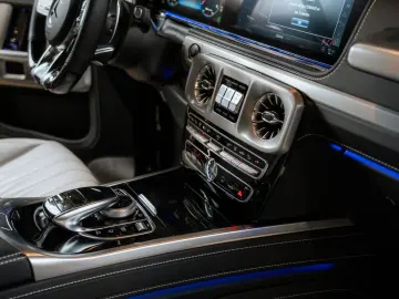 MERCEDES-BENZ G 63 AMG 2024