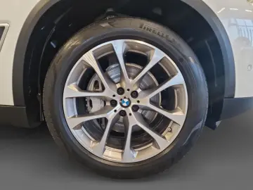 BMW X5 xDrive30d xLine ACC Laser Pano Inno Memory