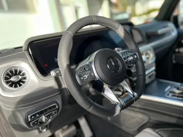 MERCEDES-BENZ G 63 AMG AHK STHZ SUPERIOR Line
