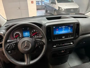 MERCEDES-BENZ Vito 116 CDI Tourer Pro lang Allrad Klima Navi