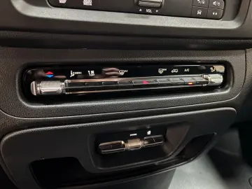 MERCEDES-BENZ Vito 116 CDI Tourer Pro lang Allrad Klima Navi