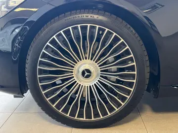 MERCEDES-BENZ Maybach S 580 Exklusiv First-Class Fond-TV R21