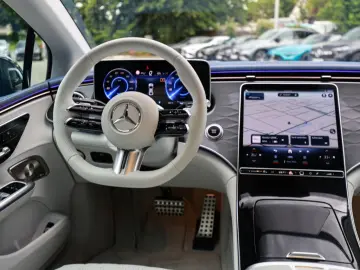 MERCEDES-BENZ EQE 350 4M AMG Sport Edition NIGHT AHK…