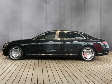 MERCEDES-BENZ Maybach S 680 4M Chauffeur Standhzg Pano 360