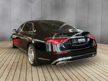 MERCEDES-BENZ Maybach S 680 4M Chauffeur Standhzg Pano 360